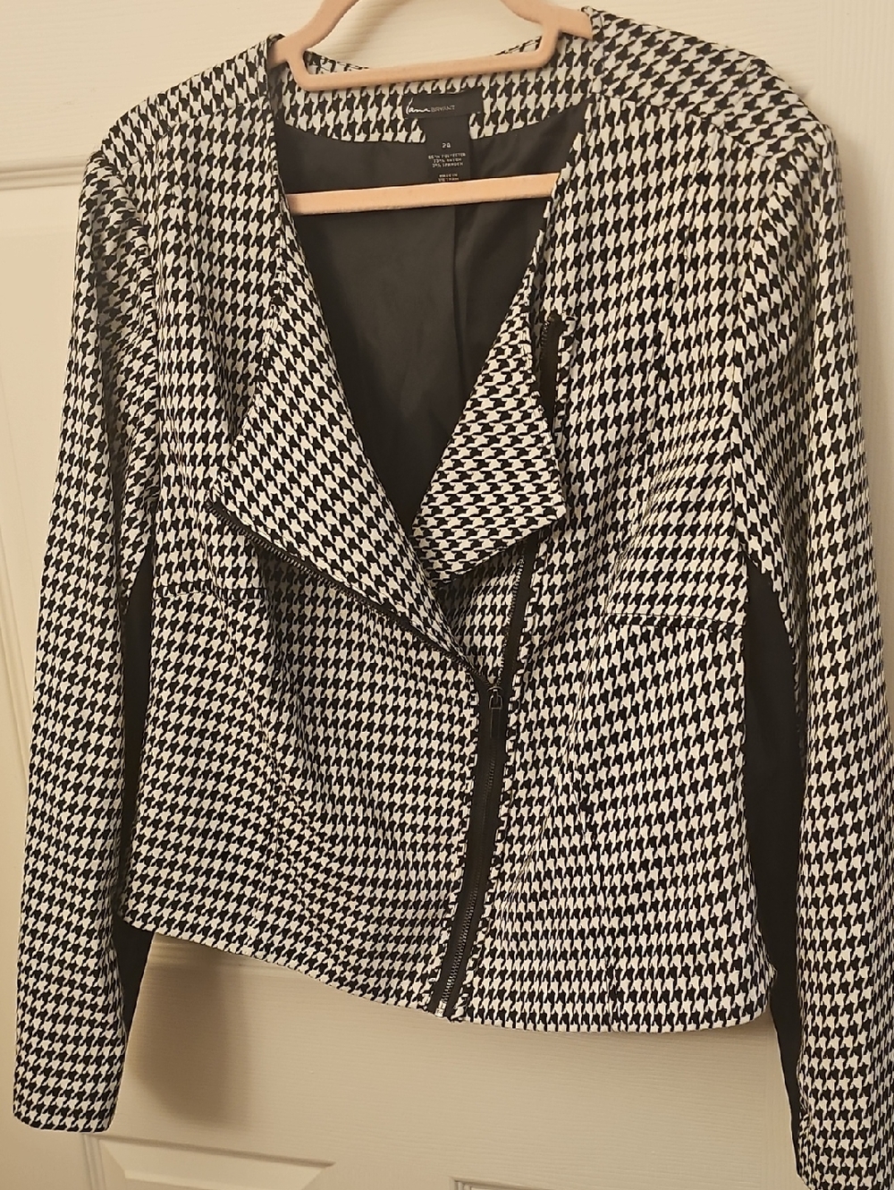 Lane Bryant Black & White Houndstooth Zip Moto Jacket